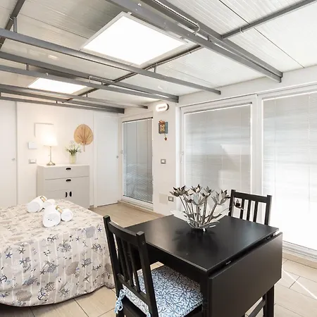 P9 Sky Horizon Savona